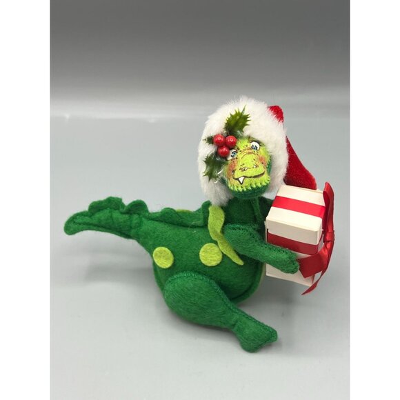 Annalee 1990 Christmas Green Santa Dragon Figurine Holding Gift Box 5" Vtg Figur - Picture 11 of 11